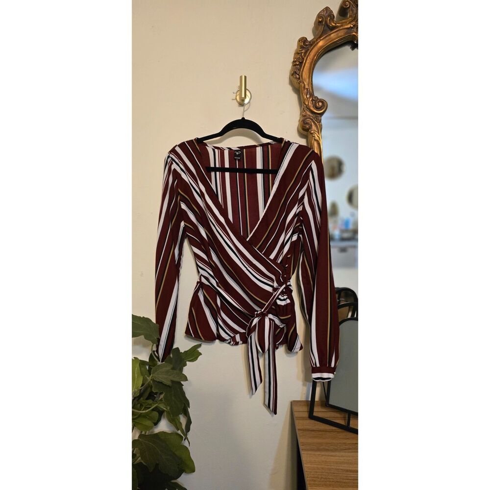 Windsor Wrap Around Maroon Stripe Shirt | Size L